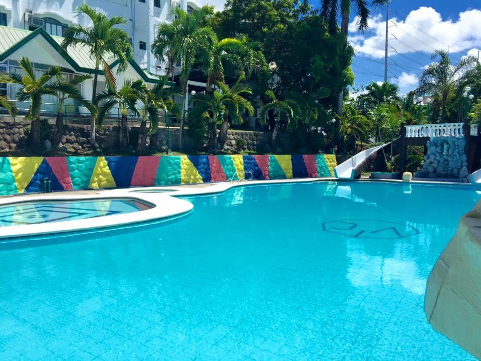 V Resort Dasma Dasmarinas Exterior photo