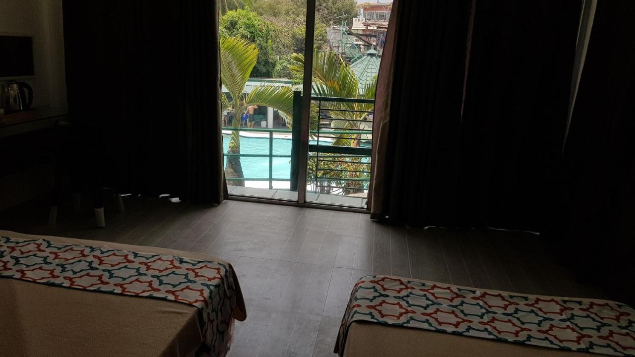 V Resort Dasma Dasmarinas Exterior photo